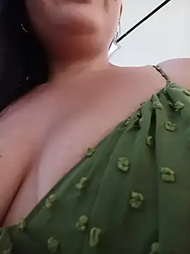 Julieth_hot-69