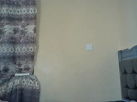 Goldenpixie live cam on StripChat