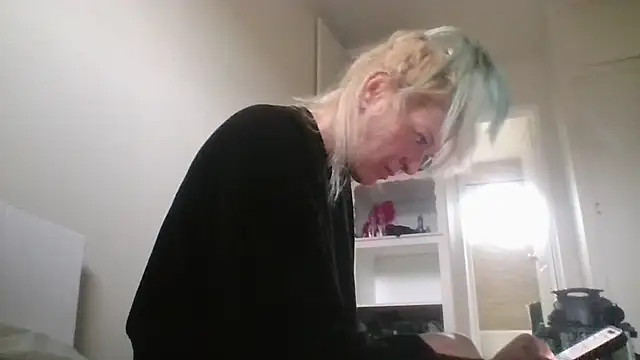 ooops_itsKelsii