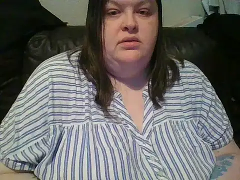 CurvyKirstiesX