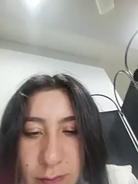 CAROLINE__07 live cam on StripChat