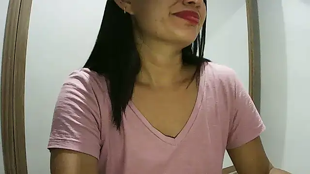 Gata-Fatall live cam on StripChat