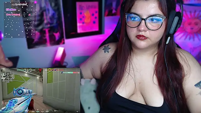 Annee23 live cam on StripChat
