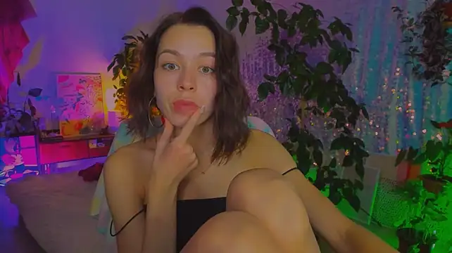 poli__ live cam on StripChat