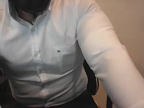 Yorel1109- on Stripchat