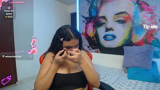 valeria_martinez19 live cam on StripChat
