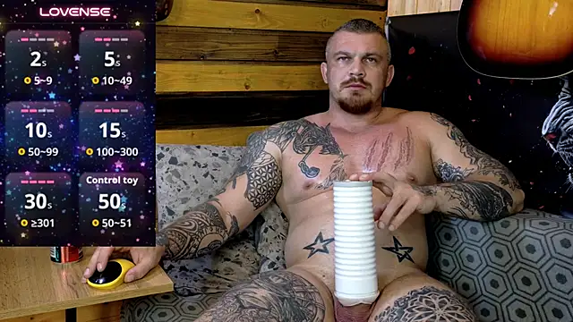 MrrKray live cam on StripChat