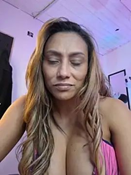 salome_drasin live cam on StripChat