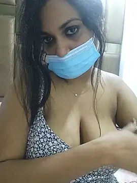 shreeni-jaiswa live cam on StripChat