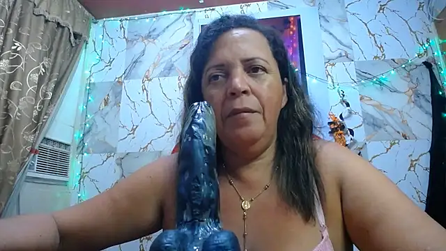 alina_maturehot