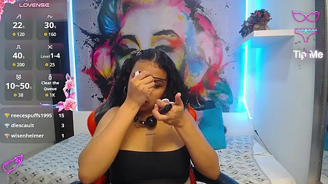valeria_martinez19 live cam on StripChat