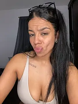 trianawhite webcam