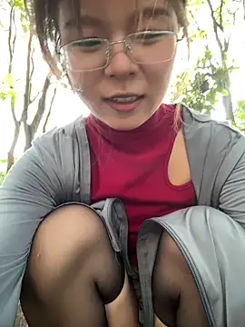 niannian-999 live sex cam
