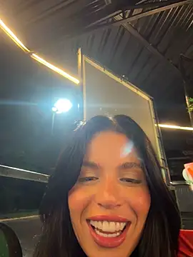 Rafaellaz live cam on StripChat