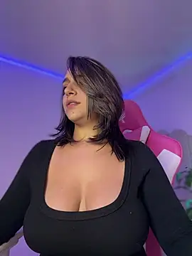 Aliciia777 live cam on StripChat