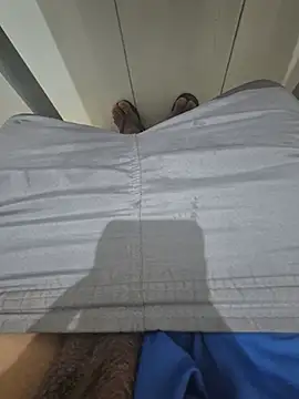 VULPIX69 live cam on StripChat