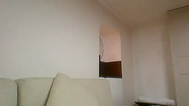 Kylie_martinez live cam on StripChat