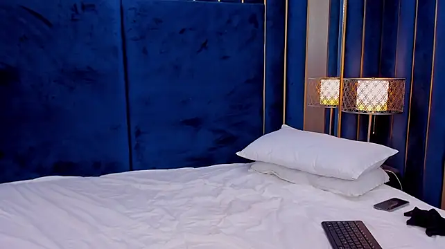 tenny_shy
