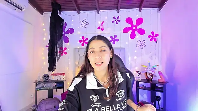 Gorgeous_Team webcam