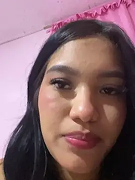 laura_v19