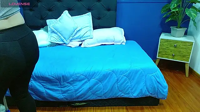Nari_ live cam on StripChat