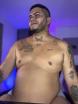 Thomas_chubbyxhot