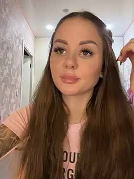Alina_Vibe_Me