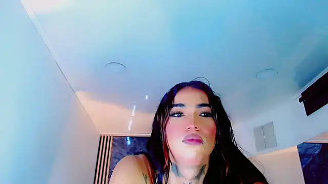 KathaSexyHott live sex cam