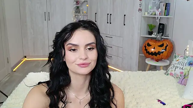 MilaaSweety live cam on StripChat