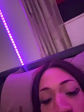 Modella: Loren4a