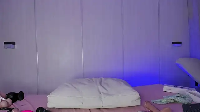 sasha_riverss webcam
