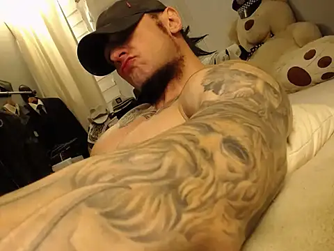 ballardbret (Ask my age) - Cock stroking, flexing, dirty talking. X