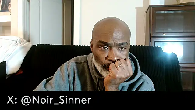 sinnernoir on Stripchat