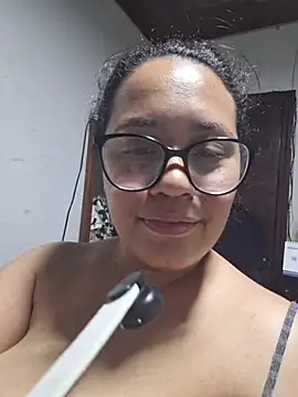 yasminmeyerofc webcam