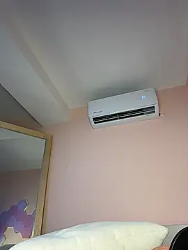 Aprylgrey webcam