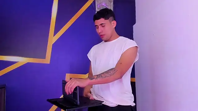 male_diamonds19
