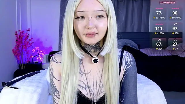 Lein_Bone live cam on StripChat