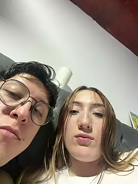 Valery_Salmons webcam