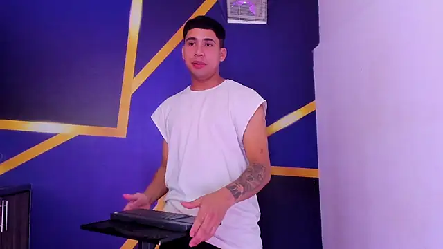 male_diamonds19