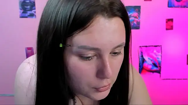 luna_noct live cam on StripChat