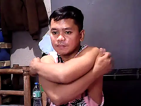 sweet_sexyasian69 (M young) - Help me to Cum in public or Private