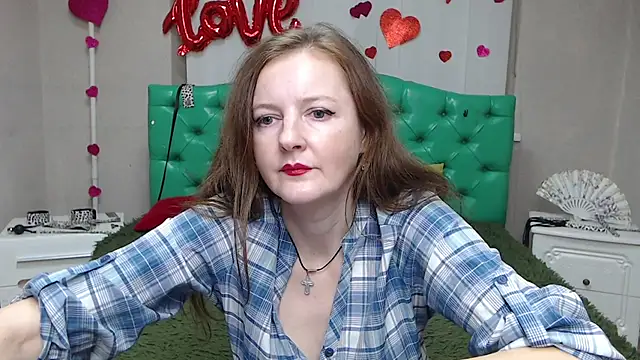 MeganPirs live cam on StripChat