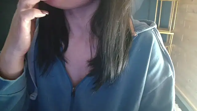 NicoleLove_