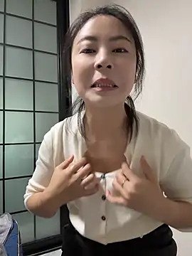 yaoyao8888 (F milf) - 精油抹胸
