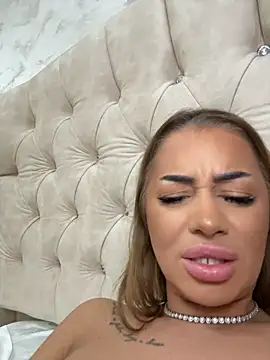 KirstieVegas