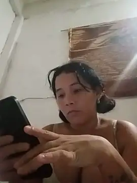 Hot_and_rich_daniela