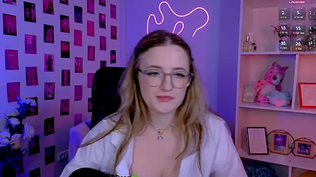 luna_berryy live sex cam