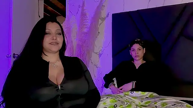 Marcella_and_laura