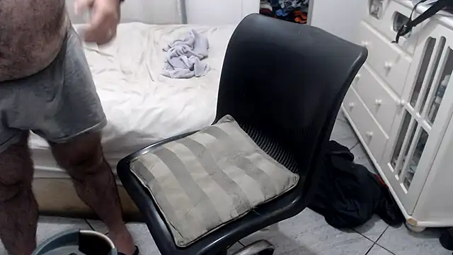 mysterbearmg (Ask my age) - cum