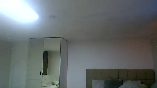 Kylie_martinez live cam on StripChat